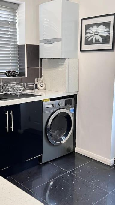 Cheerful 3 Bedroom Townhouse With Free Parking. Billericay Exterior foto